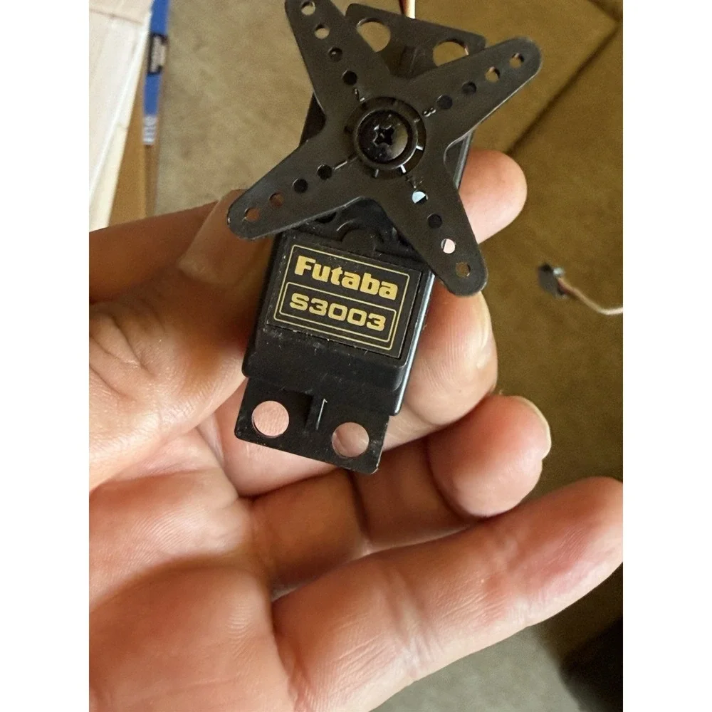 Futaba S3003 Servo ( Untested)